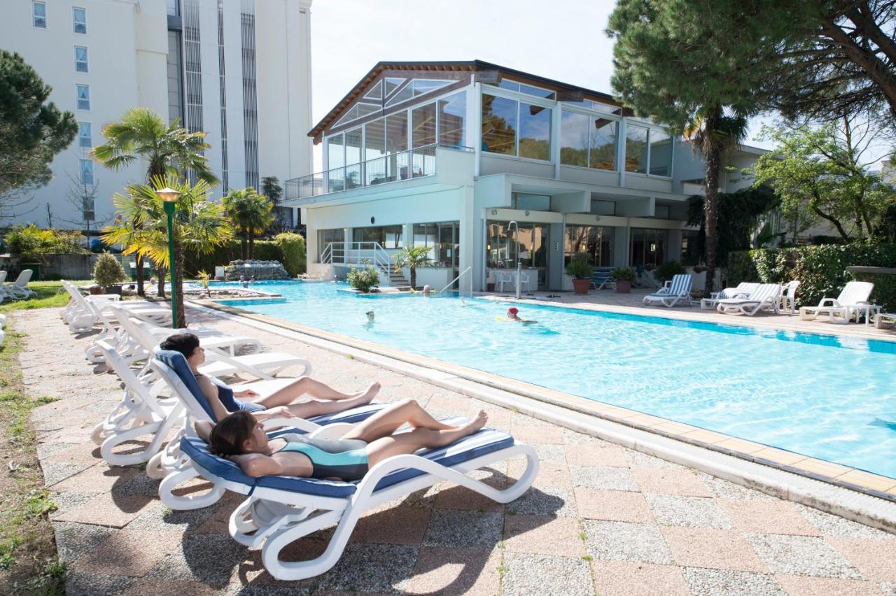 אבנו טרמה Hotel Terme Milano מראה חיצוני תמונה
