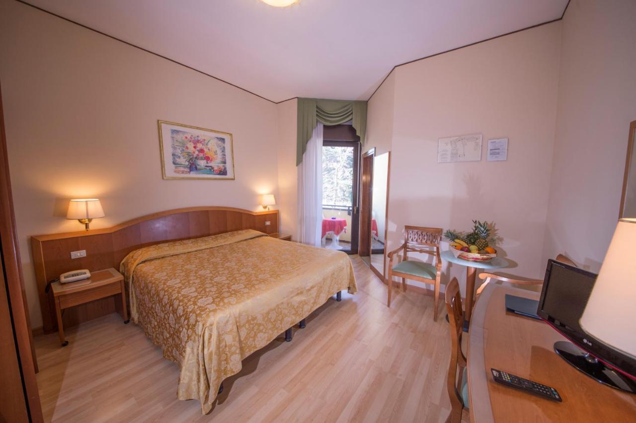 אבנו טרמה Hotel Terme Milano מראה חיצוני תמונה