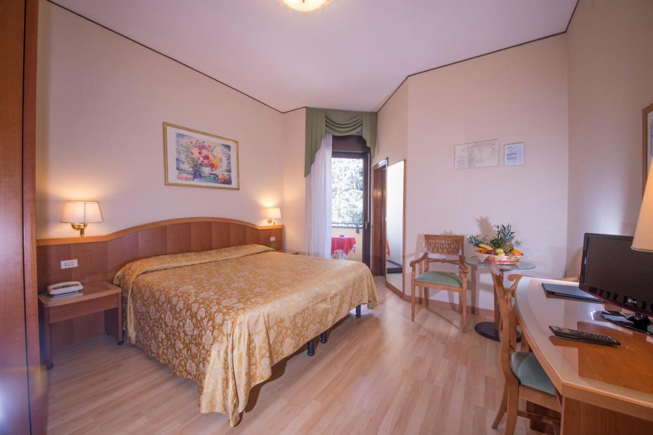 אבנו טרמה Hotel Terme Milano מראה חיצוני תמונה
