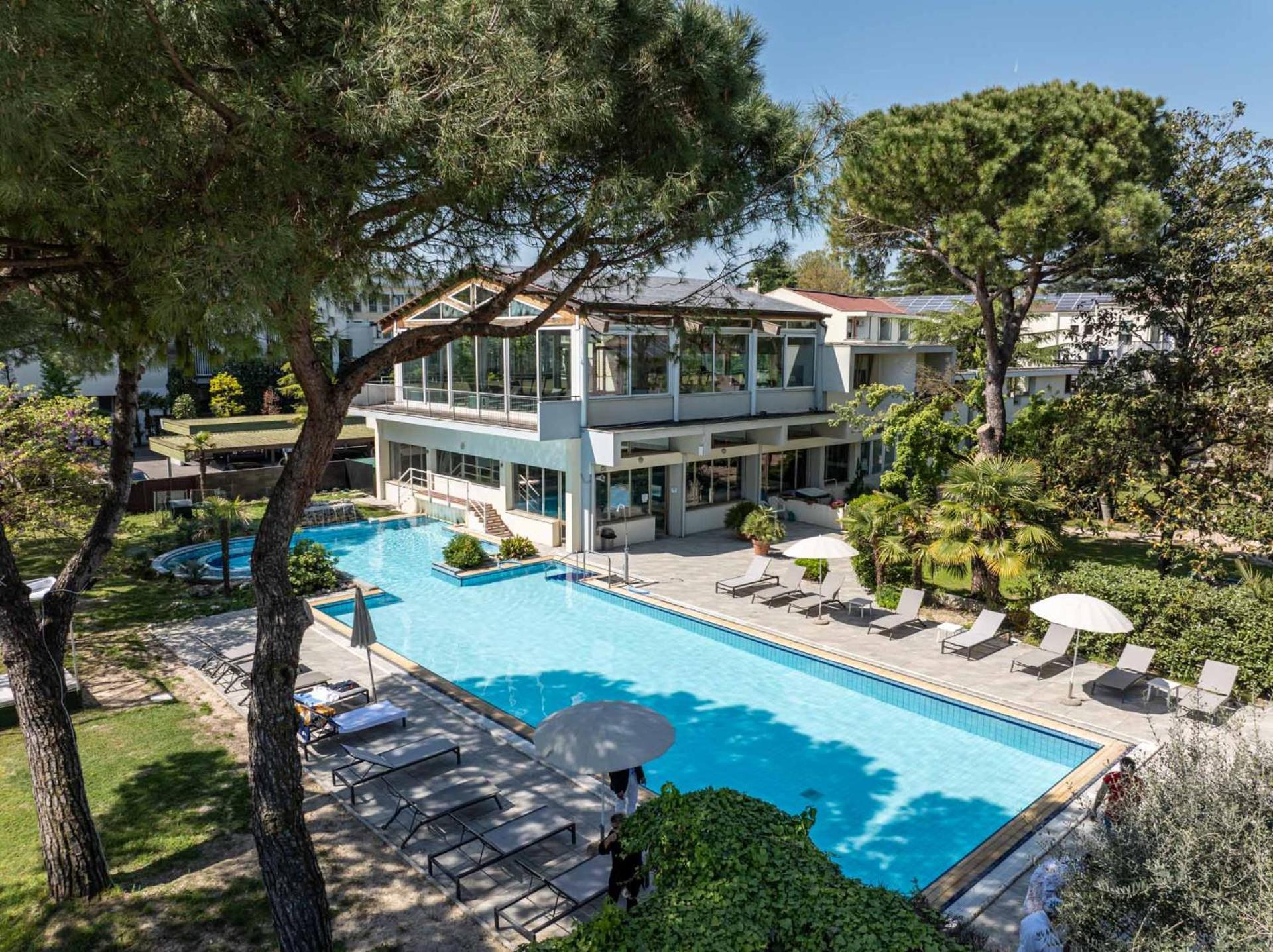 אבנו טרמה Hotel Terme Milano מראה חיצוני תמונה